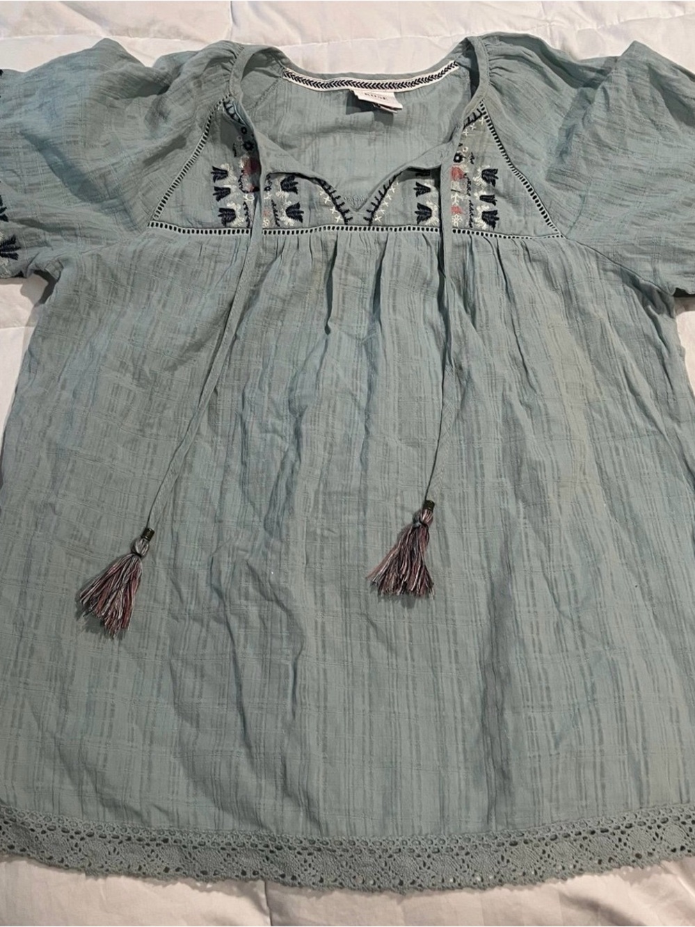 EUC Knox Rose | Light Blue | Embroidered Tassel Blouse | sz M